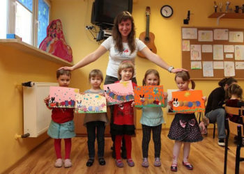 Kalendarz wydarzeń Domu Kultury „Zacisze”KWIECIEŃ 2012