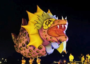 XII Wielka PGNiG Parada Smoków. Sąsiedzi. Kraków 2-3 czerwca 2012 r.