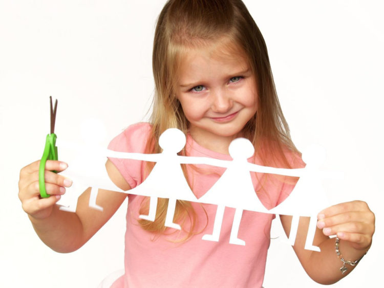 WAKACYJNE WARSZTATY TRADYCYJNYCH TECHNIK LUDOWYCH