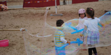 KALIFORNIJSKI CZWARTEK NA PLAŻY WILANÓW  Z PLATFORMĄ n