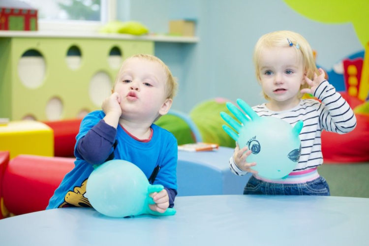 Czym skorupka za młodu nasiąknie czyli… Żłobek dla małych… geniuszy