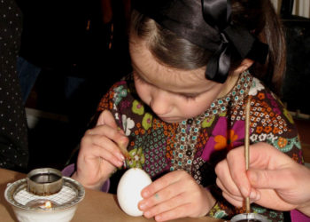 SPOTKANIE: Popołudnie w Muzeum – Pisanki woskowe 27.03.2013