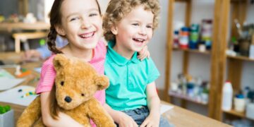 MINIMINI+ I TELETOON+ ZAPRASZAJĄ DO UDZIAŁU  W OGÓLNOPOLSKIM KONKURSIE  NA NAJLEPSZĄ KSIĄŻKĘ DZIECIĘCĄ