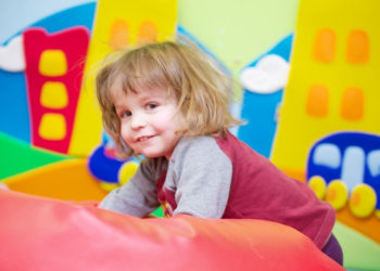 Muzykalny maluszek – rola muzyki w rozwoju dziecka