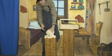 TEATR: Poranek teatralny „Pinokio” – 12.05.2013