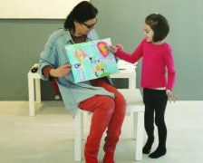 ZAJĘCIA: Zajęcia plastyczne dla dzieci z elementami historii sztuki. „Kroje pisma – tworzymy swój własny alfabet” – 14.07.2013