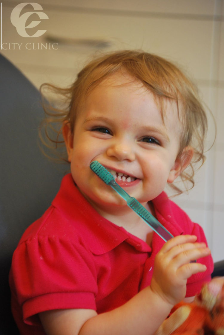 Pierwsza wizyta u dentysty tylko w City Clinic!