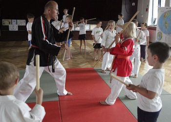 ZAJĘCIA: Szlachetna samoobrona – karate dla dzieci 5-9 lat – 14.09-09.11.2013