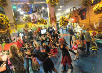 Halloween w Inca Play