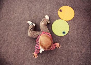 „TUUUADAAA” – PRZEDSTAWIENIE LALKOWE DLA MALUSZKÓW W ŁAZIENKACH KRÓLEWSKICH