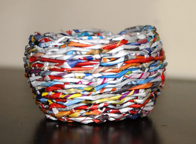 RODZINNE WARSZTATY Z WIKLINY PAPIEROWEJ