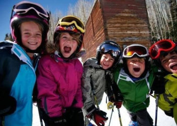 KOGIS radzi jak bezpiecznie korzystać z wyciągów narciarskich