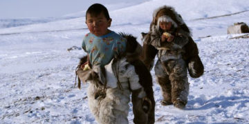 ,,KSIĘGA TUNDRY – OPOWIEŚĆ O VUKVUKAI, MAŁEJ SKALE”