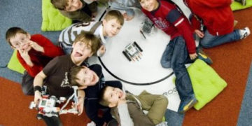 PORA NA LEGO STWORA – ZAJĘCIA Z ROBOTYKI DLA DZIECI 6-9 LAT!