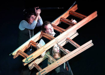 „PAN TOM BUDUJE DOM” – SPEKTAKL DLA DZIECI DO LAT 3