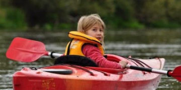 NAUKA PŁYWANIA W KAJAKU