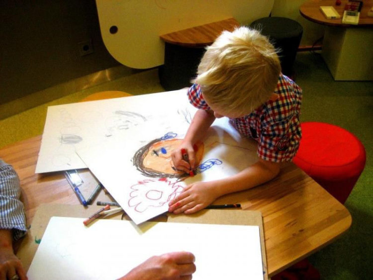 SOBOTY Z MUZYKĄ, NIEDZIELE Z PLASTYKĄ