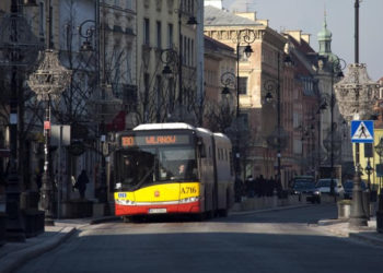 Zgromadzenia publiczne w dniu 10 kwietnia