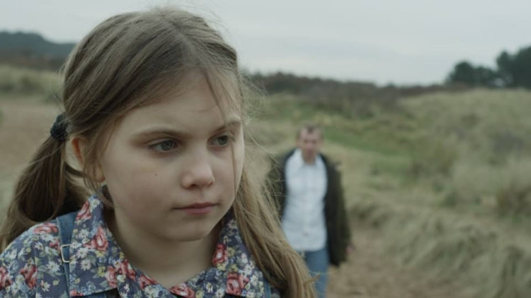 „Tata” – krótki film o chorobie nowotworowej oczami dziecka