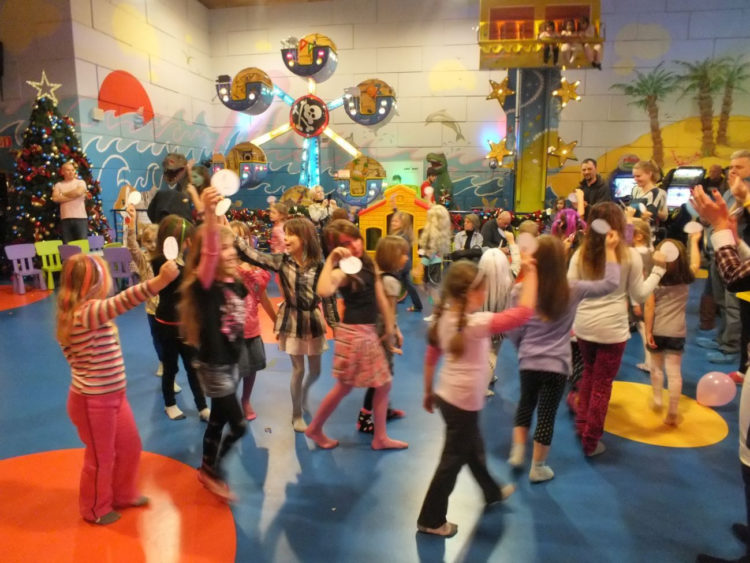 DNI DZIECKA Z SUPERBOHATERAMI W INCA PLAY!