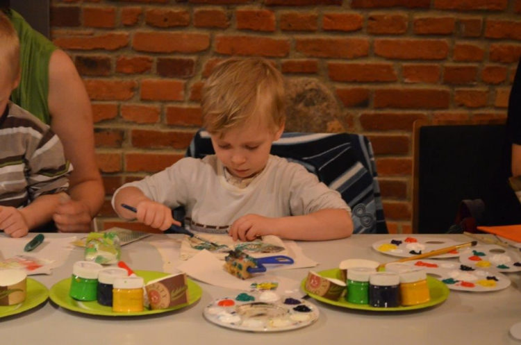 SOBOTY Z MUZYKĄ, NIEDZIELE Z PLASTYKĄ – NAJBLIŻSZE SPOTKANIE