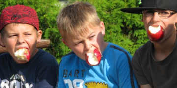 Jak to właściwie jest na kolonii – informacje dla zatroskanych rodziców