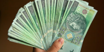 Morze gotówki na wakacje w Banku Pocztowym