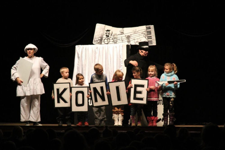 Zajrzyj do bajkowego świata! – bezpłatny spektakl dla dzieci