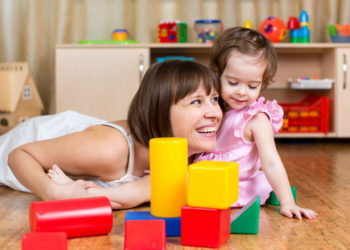 Jak bawić się z dziećmi w domu?