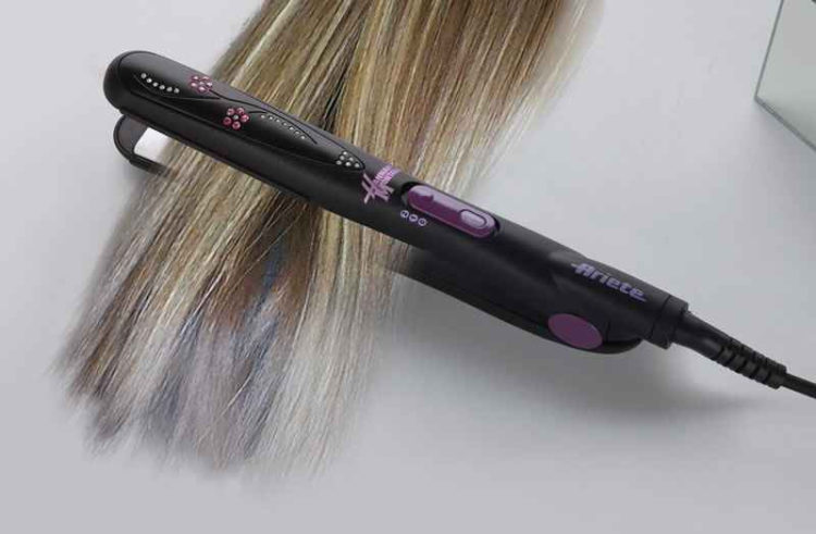 Prostownica ARIETE mod. 8140 z serii Hannah Montana