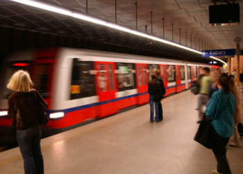 Pierwsza stacja II linii metra sprawdzona