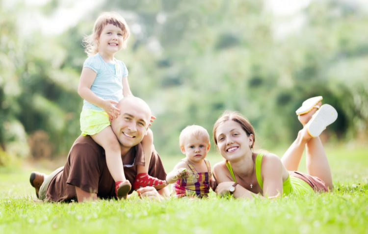 WYCHOWYWAĆ TO KOCHAĆ I WYMAGAĆ