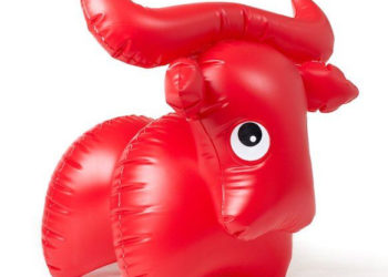 NAJPIĘKNIEJSZE WSPOMNIENIA Z DZIECIŃSTWA – CZESKIE ZABAWKI PROJEKTU LIBUŠE NIKLOVEJ – WŁAŚNIE WRÓCIŁY DO POLSKI