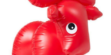 NAJPIĘKNIEJSZE WSPOMNIENIA Z DZIECIŃSTWA – CZESKIE ZABAWKI PROJEKTU LIBUŠE NIKLOVEJ – WŁAŚNIE WRÓCIŁY DO POLSKI