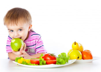 Dlaczego Polacy nie jedzą warzyw i owoców?