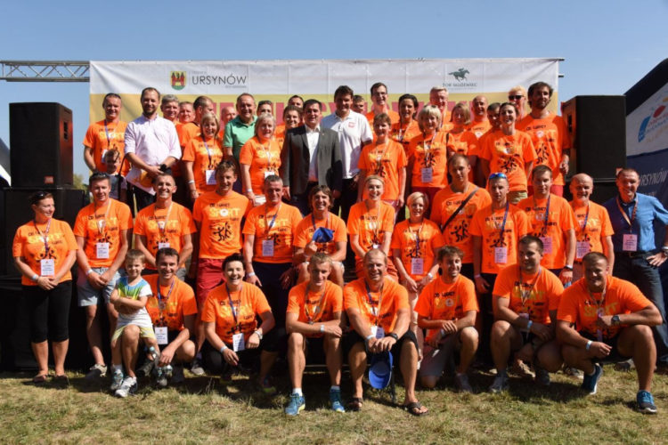 Mistrzowie sportu zachęcali młodzież do ruchu podczas „Kumulacji Aktywności na Służewcu”