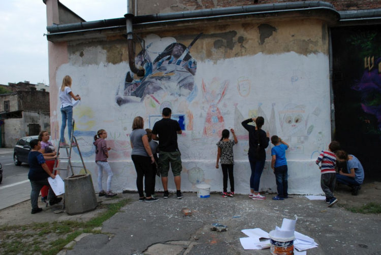 Praskie działania – warsztaty dla dzieci i młodzieży romskiej