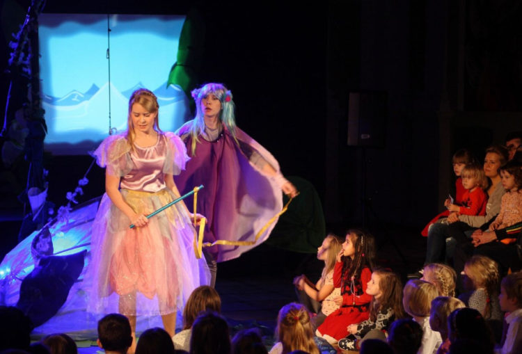 Repertuar Teatru Maskarada luty