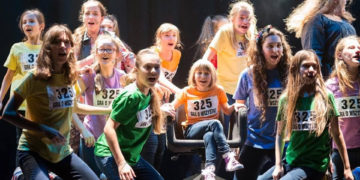 Musical „Drzwi” przygotowany przez młodzież dla dzieci i młodzieży