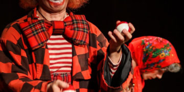 Poznaj świat cyrku z klaunem Pinezką!