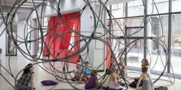 Po co dzieciom artyści? Yona Friedman i Superstruktury