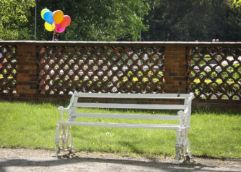 Parkowanie z książką w parku wilanowskim