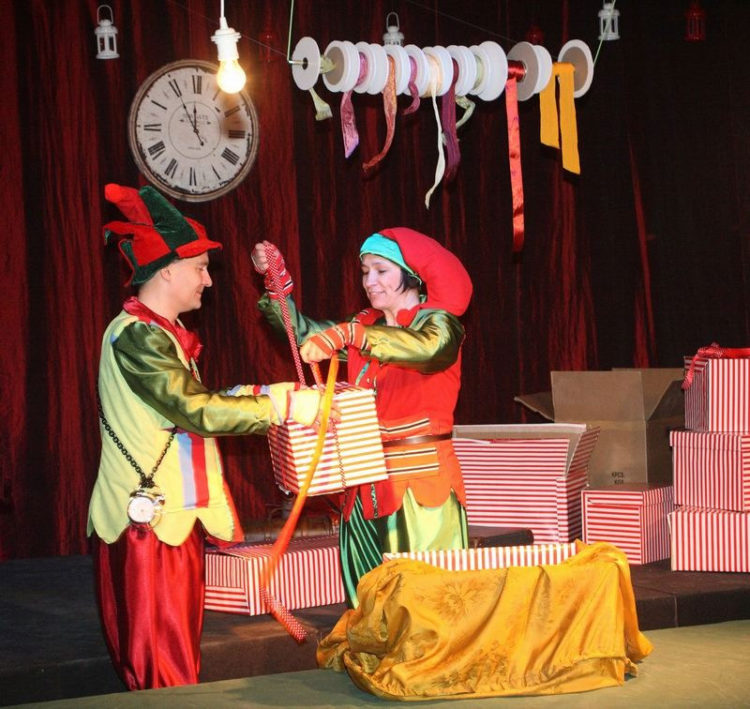 Listopadowy repertuar Teatru Maskarada