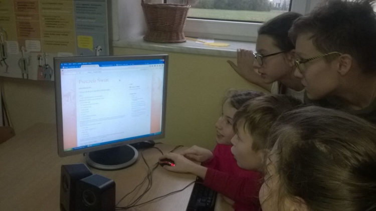 „Miodowa Ekipa” z województwa mazowieckiego walczą o pracownię przyrodniczą w konkursie Akademie Przyjaciół Pszczół