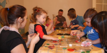 „Idzie niebo ciemną nocą” – zajęcia dla dzieci w Muzycznej Przystani