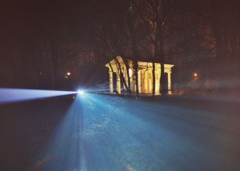 Ogrody najpiękniejszych rezydencji rozbłysną w Zimowy Wieczór Światła