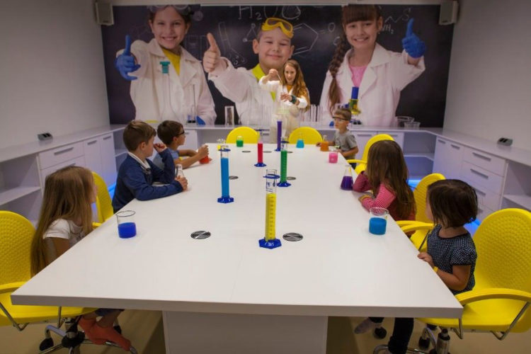 „FIKOŁKI” ZAPRASZAJĄ NA ZAJĘCIA HOBBYSTYCZNE I OGÓLNOROZWOJOWE