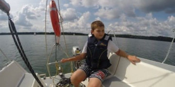 PRZYGODA Z ŻAGLAMI – DLA DZIECI I MŁODZIEŻY