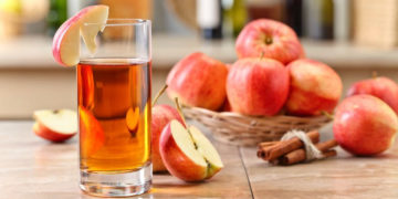 Często wybierany, ale czy nie za mało doceniany? CO KRYJE W SOBIE SOK JABŁKOWY?