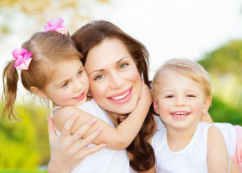 Jak świętujemy dziś Dzień Matki? Wyniki sondy